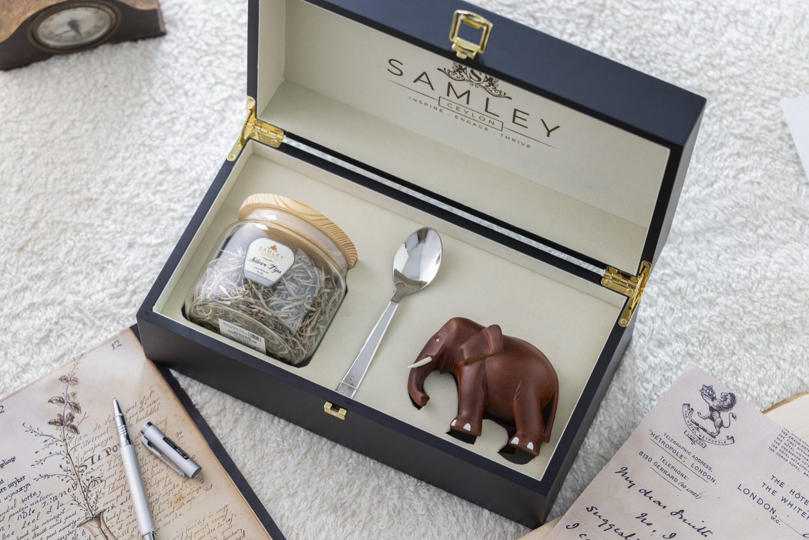 Silver Tips elephant luxury gift box