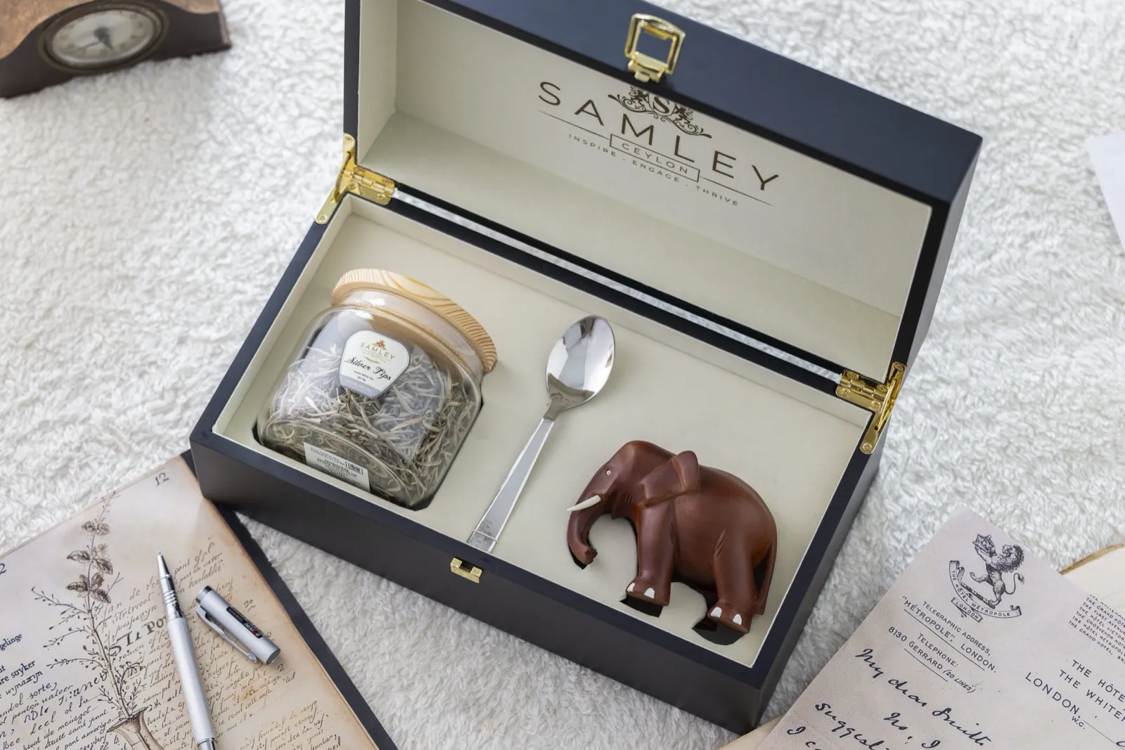 Silver Tips elephant luxury gift box